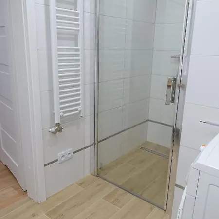 Three Rooms Apartment Krakow Exterior photo